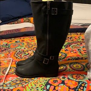 Torrid boots